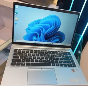 New Laptop HP EliteBook 840 G8 16GB Intel Core I5 SSD 512GB
