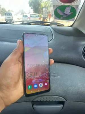 Samsung Galaxy A70 128 GB White