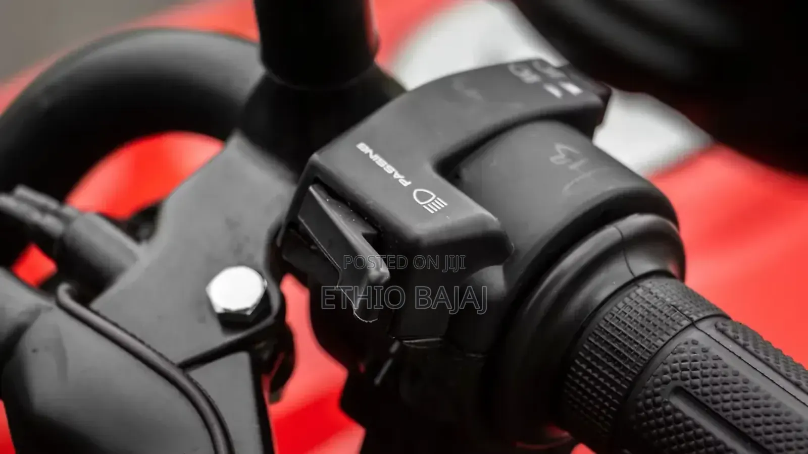 New Hero Glamour 2024 Red