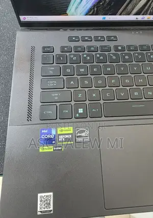New Laptop Asus ROG Zephyrus G16 16GB Intel Core I9 SSD 1T
