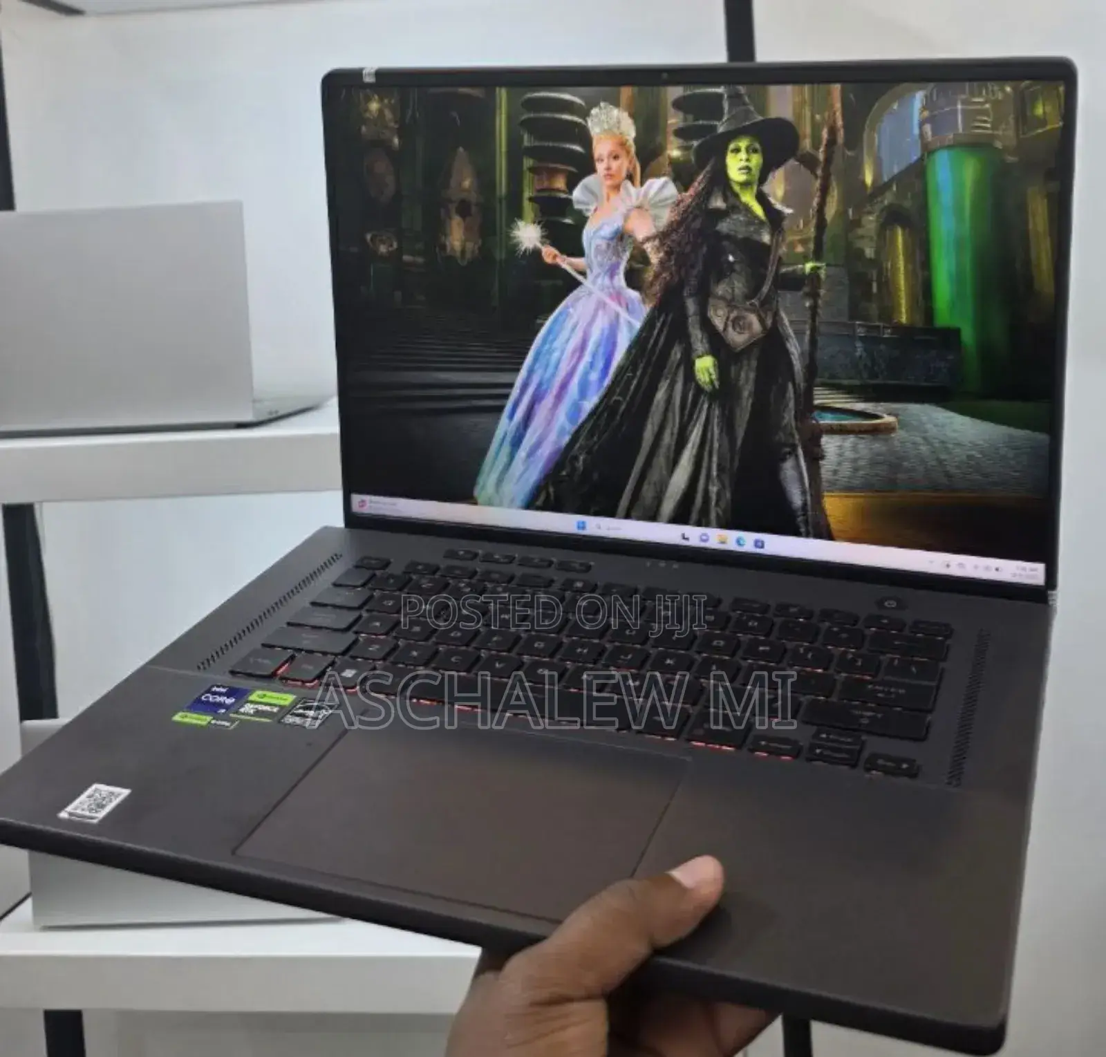 New Laptop Asus ROG Zephyrus G16 16GB Intel Core I9 SSD 1T