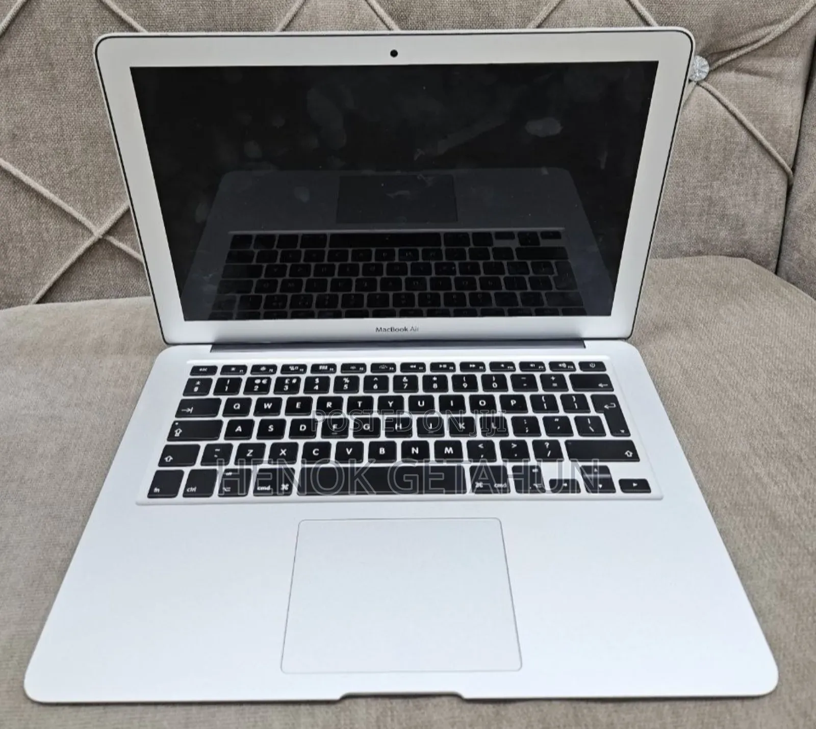 New Laptop Apple MacBook Air 2015 8GB Intel Core I5 SSD 128GB
