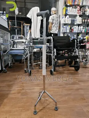 Photo - 4 Leg Walking Stick for Old People竄氅stick to Be Wiped Clean Easily