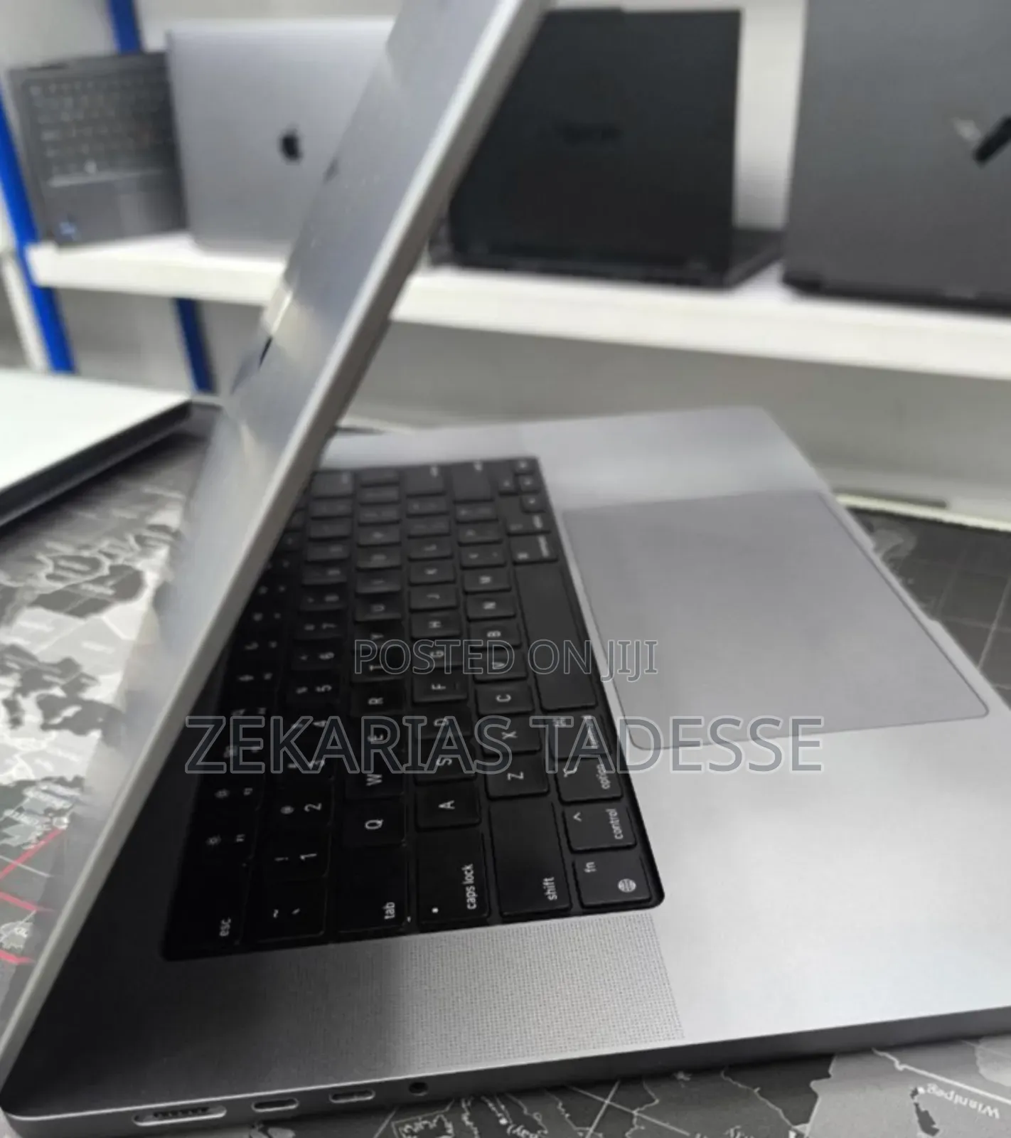 New Laptop Apple MacBook Pro M1 64GB Apple M1 Max SSD 1T