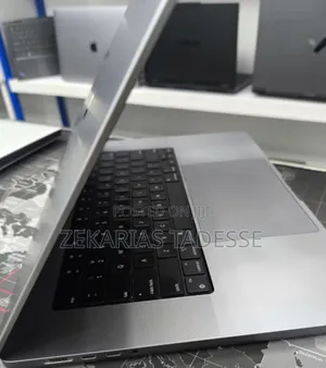 New Laptop Apple MacBook Pro M1 64GB Apple M1 Max SSD 1T