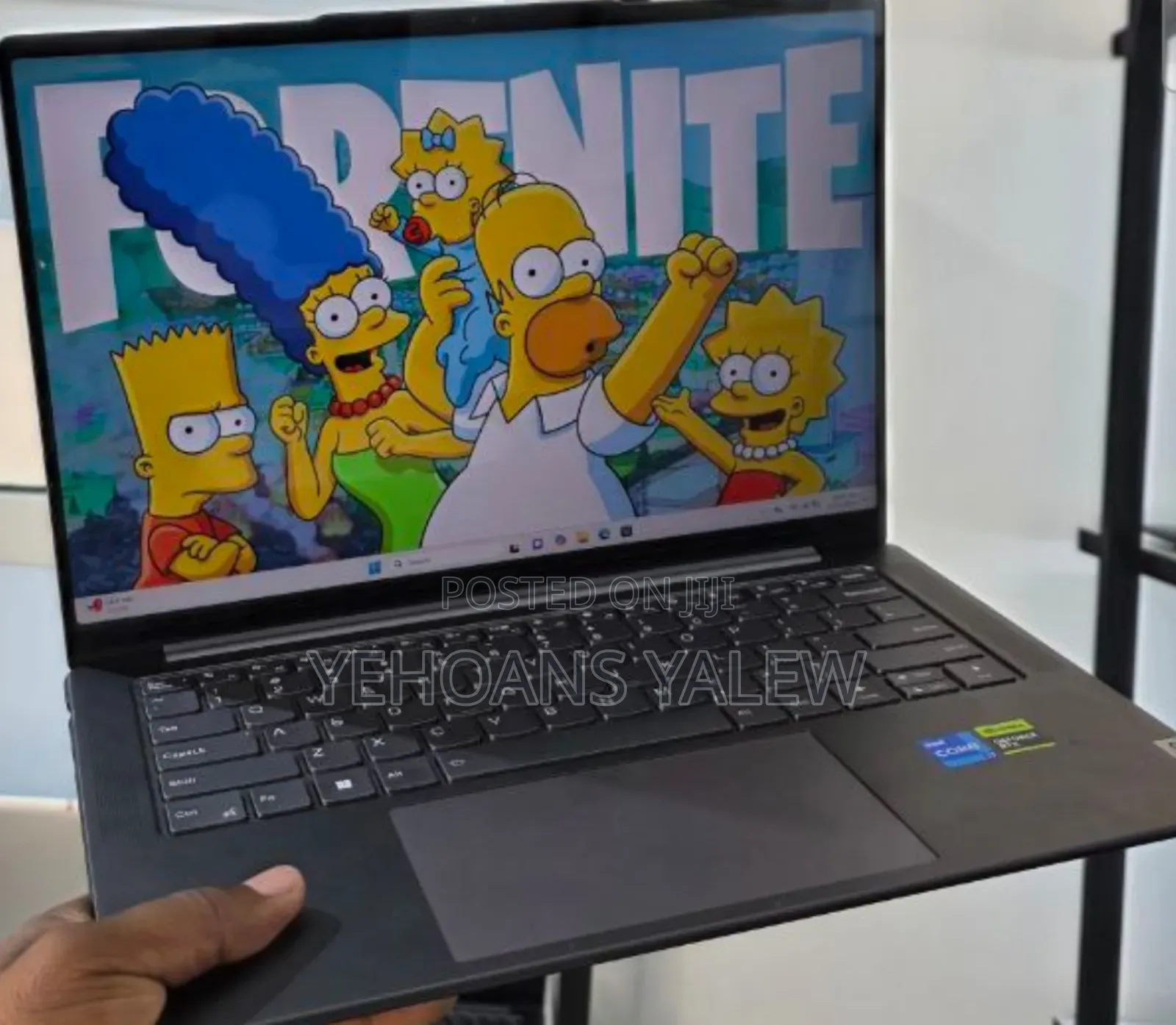 New Laptop Lenovo Yoga 700 32GB Intel Core I7 SSD 512GB
