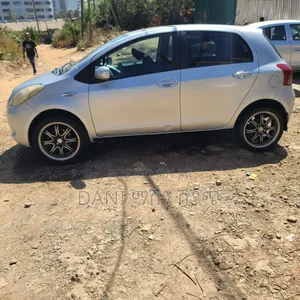 Toyota Yaris 1.0 2006 Gray