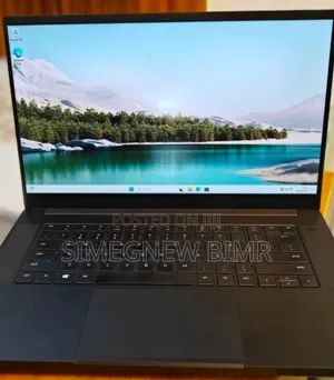 Photo - New Laptop Razer Blade 16GB Intel Core I7 SSD 512GB