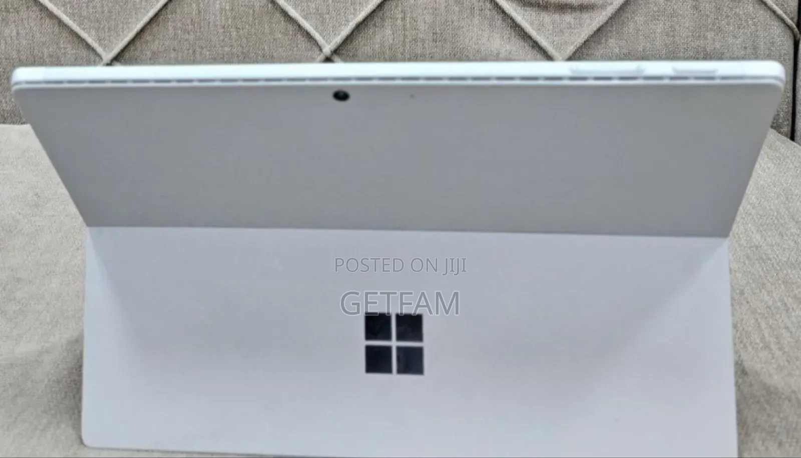 New Laptop Microsoft Surface 8GB Intel Core I7 SSD 256GB