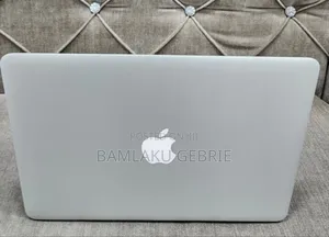 New Laptop Apple MacBook Pro 2015 8GB Intel Core I5 SSD 128GB