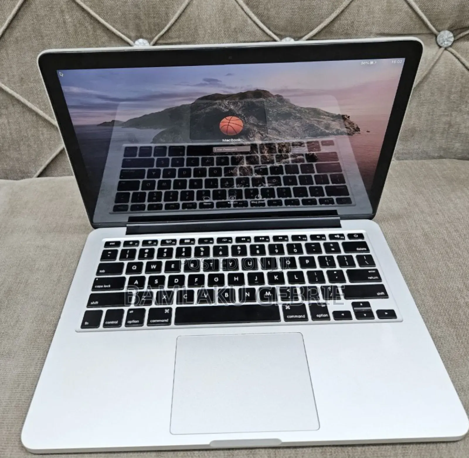 New Laptop Apple MacBook Pro 2015 8GB Intel Core I5 SSD 128GB