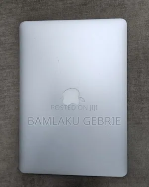 New Laptop Apple MacBook Air 2013 4GB Intel Core I5 SSD 256GB