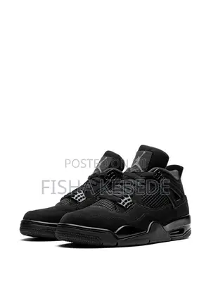 Photo - Jordan 4 Black Cat