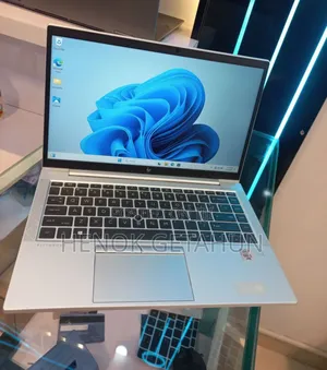 New Laptop HP EliteBook 840 16GB Intel Core I5 SSD 256GB