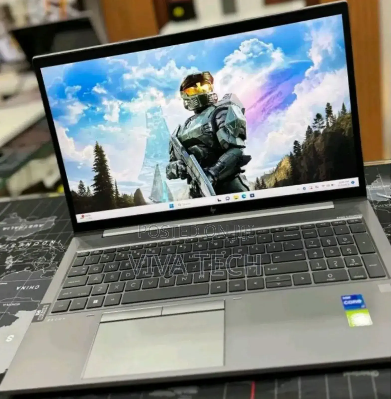 New Laptop HP ZBook Firefly 15 G7 16GB Intel Core I7 SSD 512GB