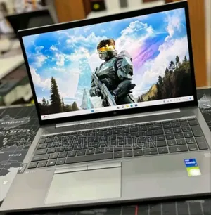 New Laptop HP ZBook Firefly 15 G7 16GB Intel Core I7 SSD 512GB