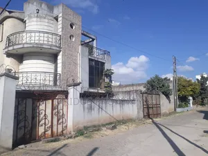 8bdrm Penthouse in Nasswe Real State, Nifas Silk-Lafto for sale