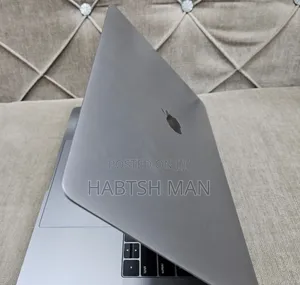 New Laptop Apple MacBook Pro 2019 16GB Intel Core I9 SSD 512GB