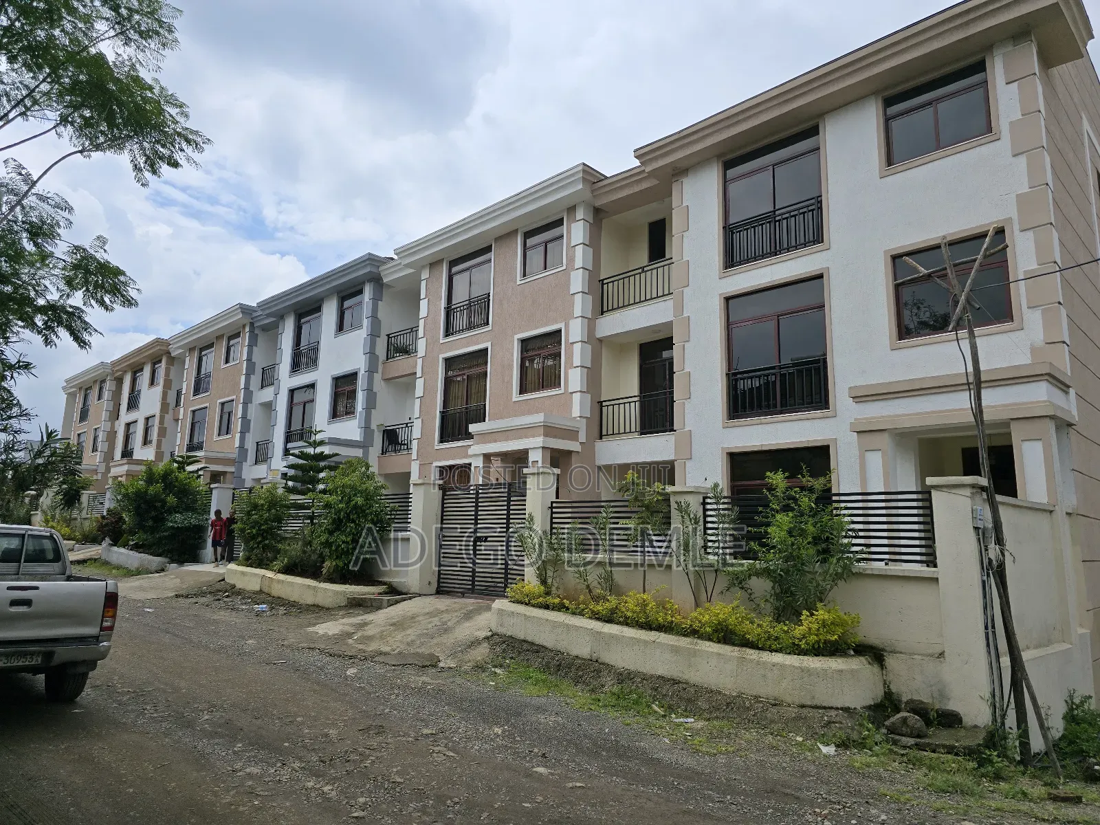 Furnished 2bdrm Apartment in Metro, Bole for sale