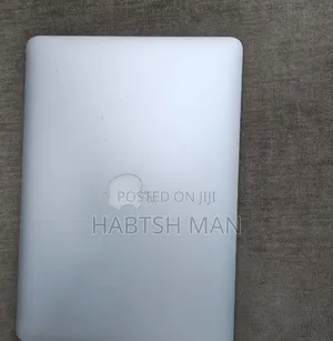 New Laptop Apple MacBook Air 2013 4GB Intel Core I5 SSD 256GB