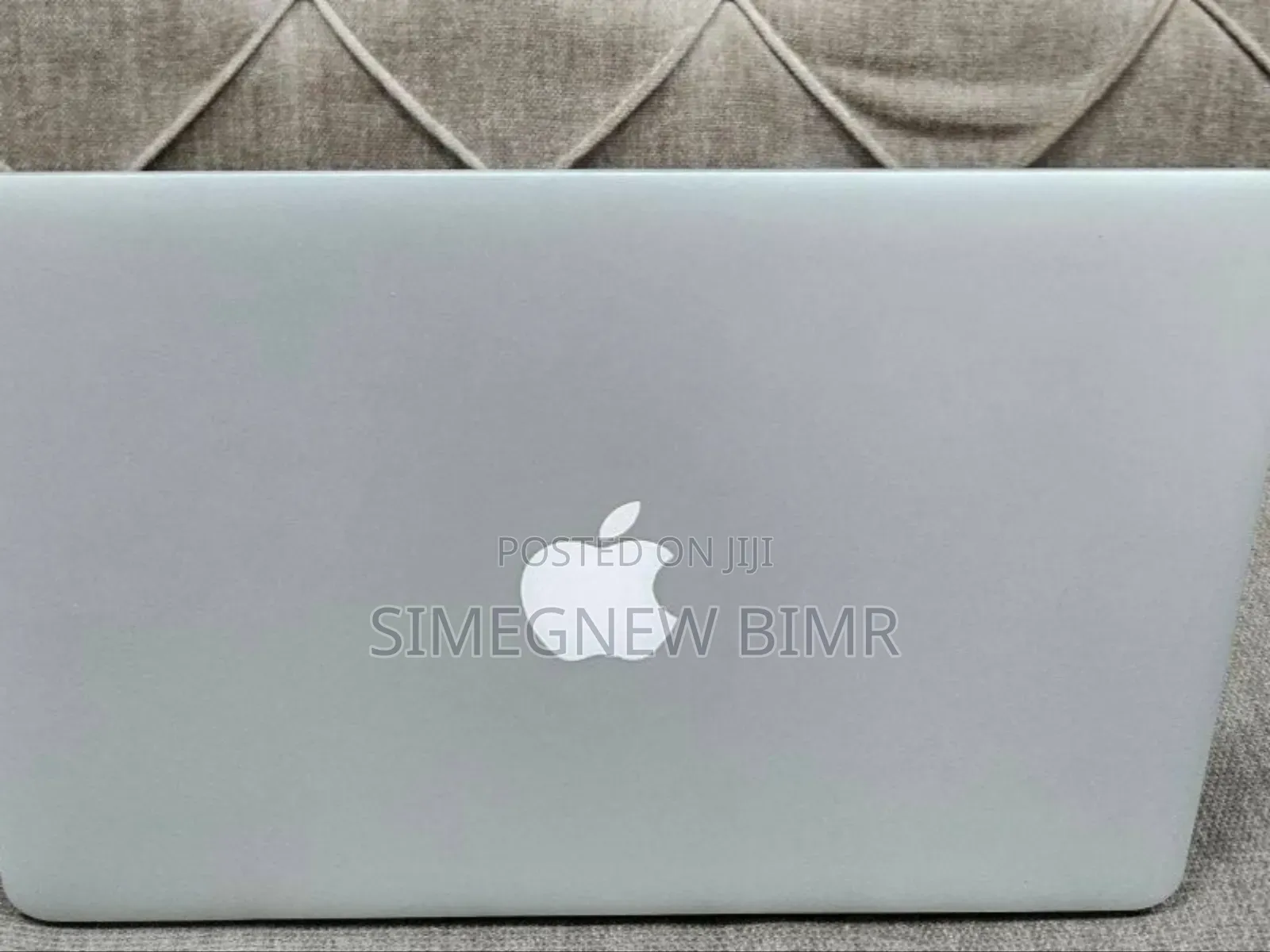 New Laptop Apple MacBook 2015 8GB Intel Core I5 SSD 128GB