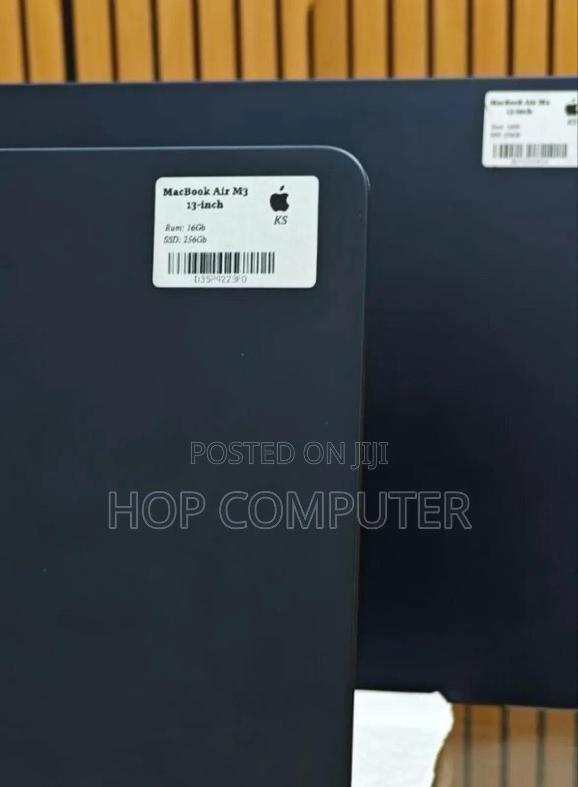 New Laptop Apple MacBook Air 2024 M3 13-Inch 8GB Apple M3 SSD 256GB