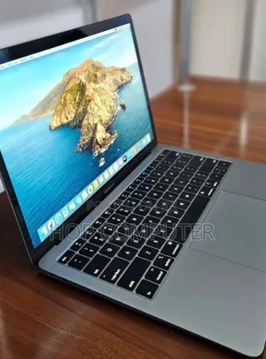 Photo - New Laptop Apple MacBook Air 2019 8GB Intel Core I5 SSD 128GB