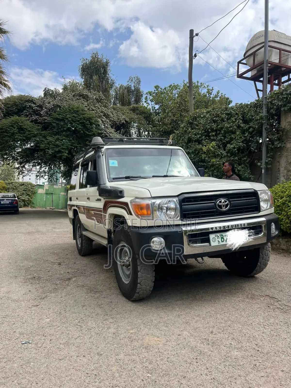 Toyota Land Cruiser 2014 White