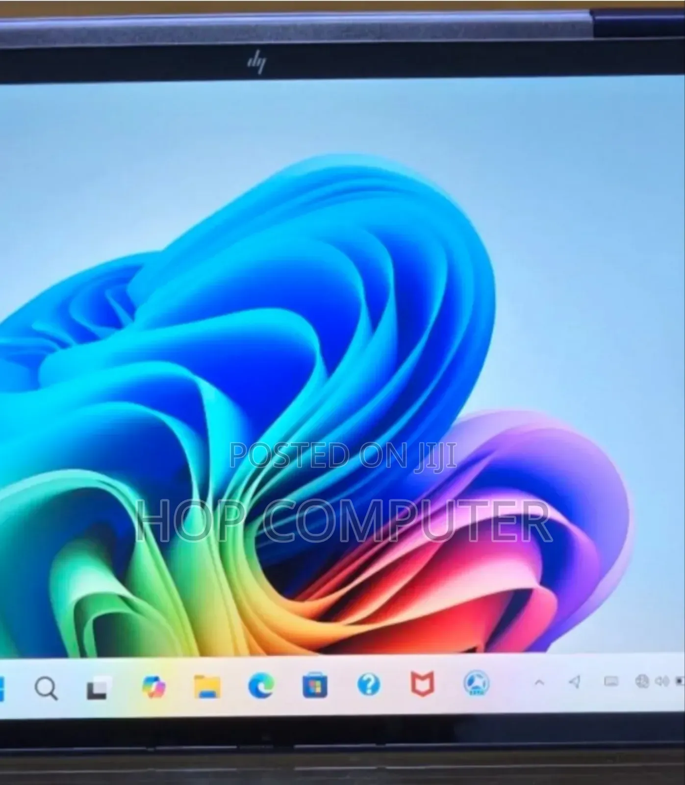 New Laptop HP OmniBook X Flip 14" 16GB Intel Core Ultra 7 SSD 1T