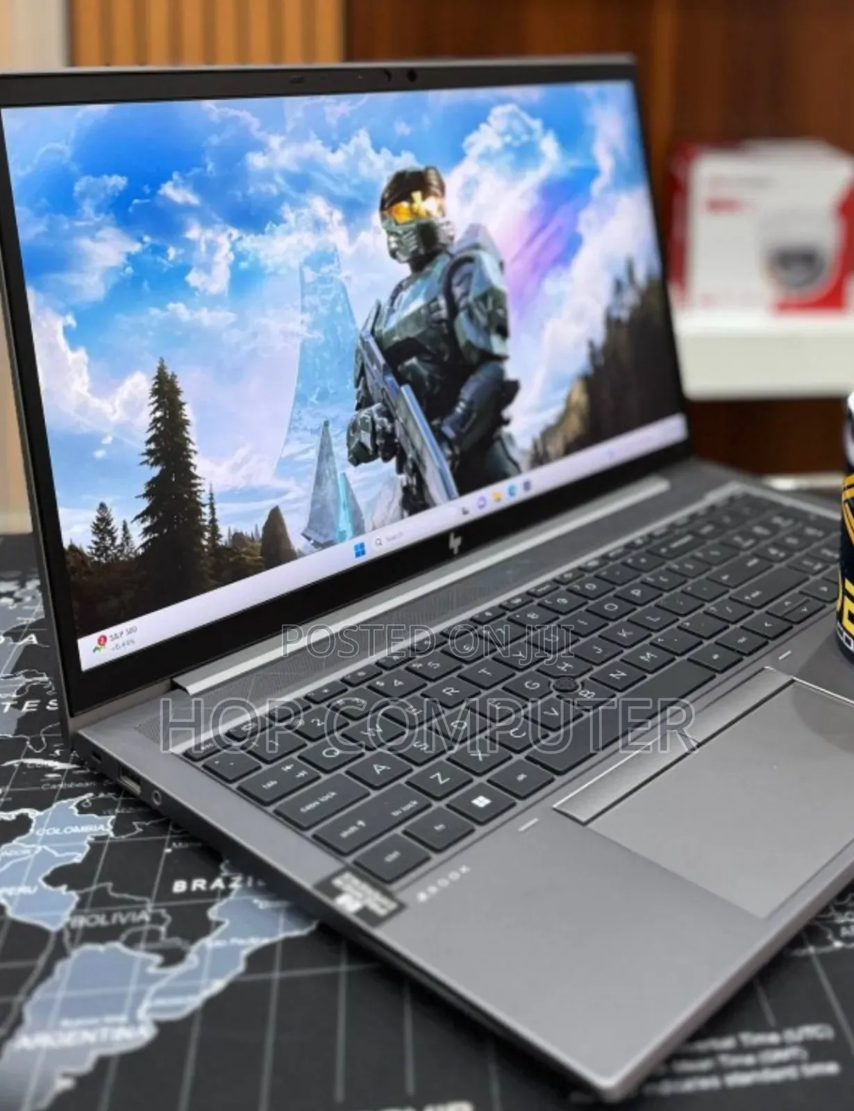 New Laptop HP ZBook Firefly G8 16GB Intel Core I7 SSD 512GB