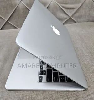 New Laptop Apple MacBook Pro 2015 8GB Intel Core I5 SSD 128GB