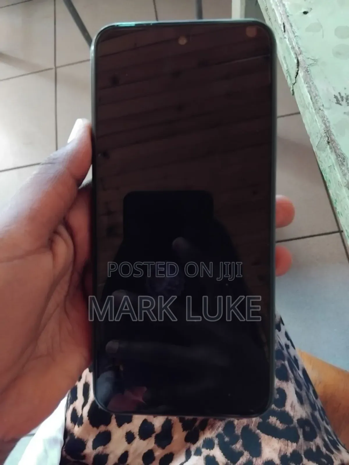 New Tecno Spark 30 128 GB Black