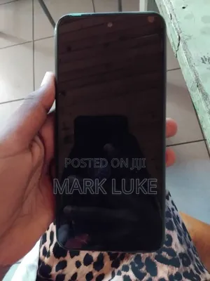 New Tecno Spark 30 128 GB Black