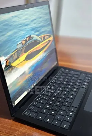 New Laptop Microsoft Surface 16GB Intel Core I7 SSD 256GB