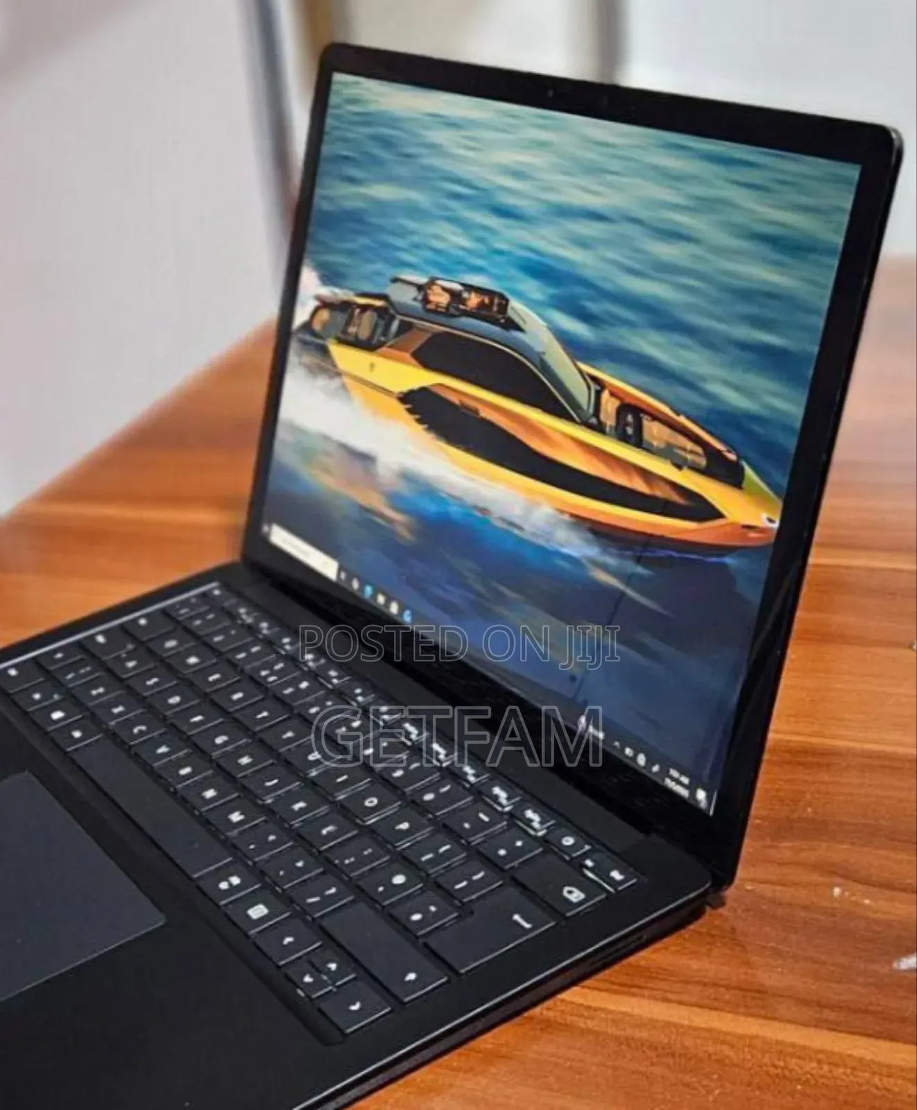 New Laptop Microsoft Surface 16GB Intel Core I7 SSD 256GB