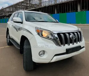 Toyota Land Cruiser 2015 White