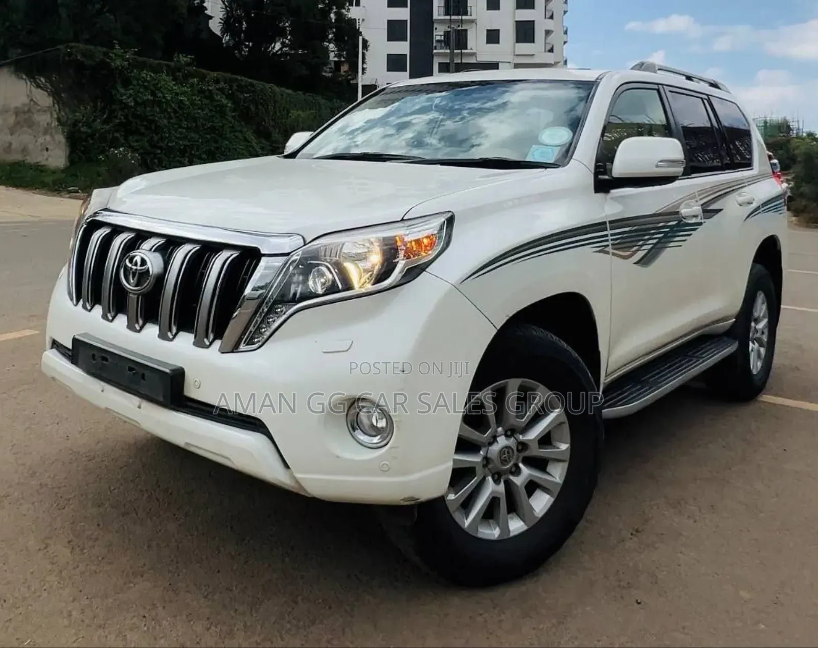 Toyota Land Cruiser 2015 White