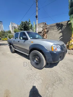Nissan NP300 2007 Gray