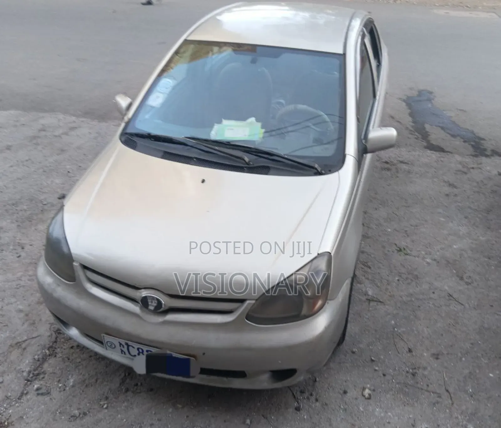 Toyota Platz 2003 Gold