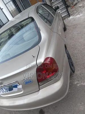 Toyota Platz 2003 Gold