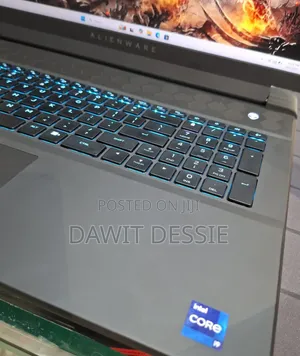 New Laptop Alienware M17x R2 32GB Intel Core I9 SSD 1T