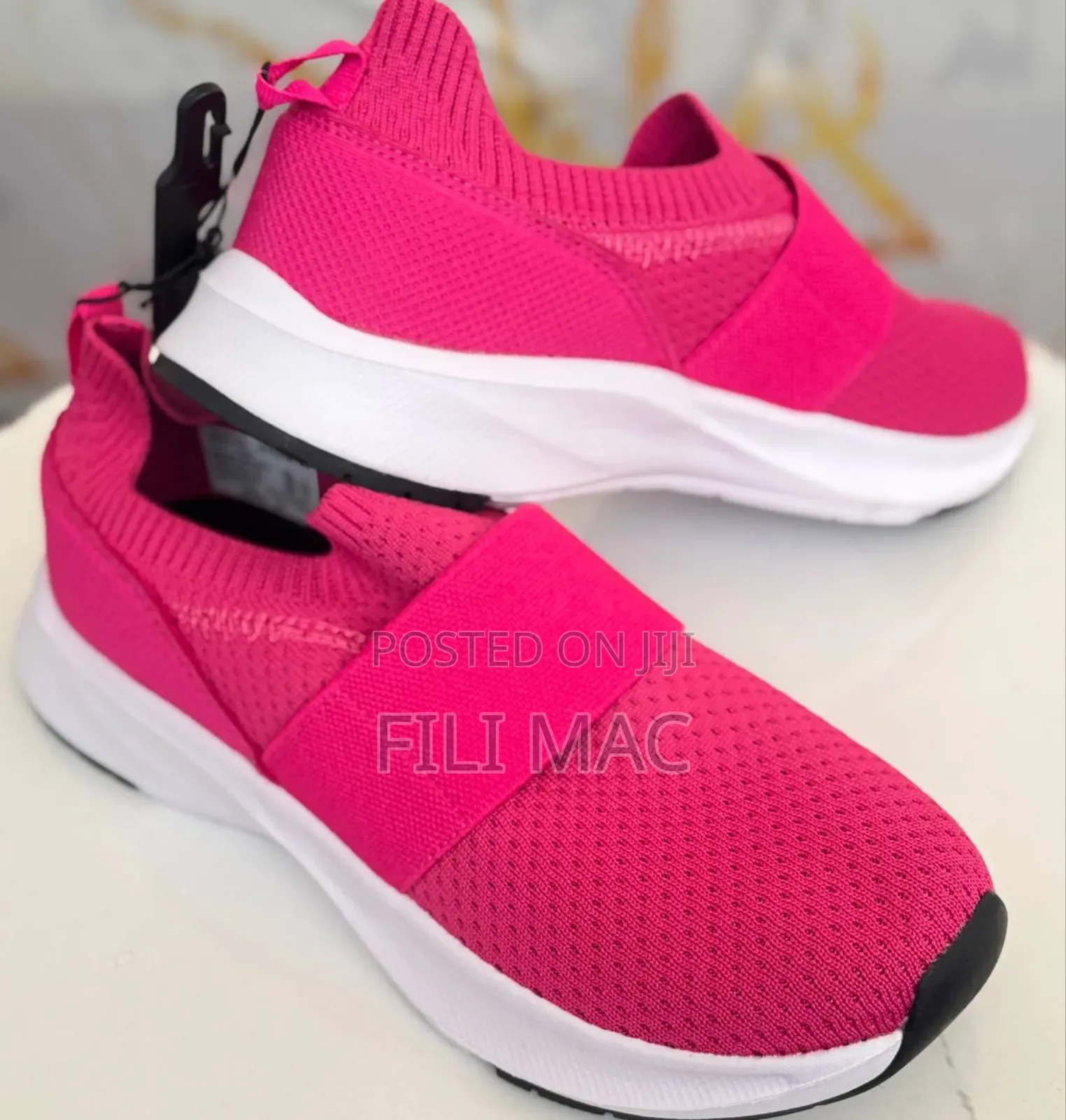 Athletic Works Sneaker