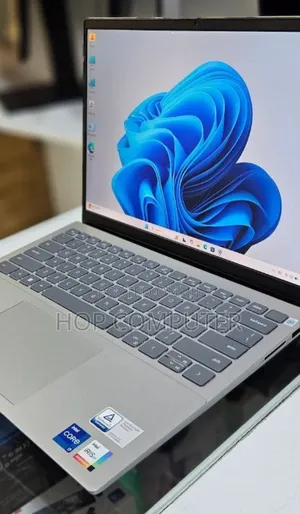 Photo - New Laptop Dell Inspiron 15 16GB Intel Core i7 SSD 512GB
