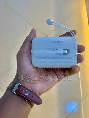 10000mah Power Bank With Type-C Lightning Cables Attached