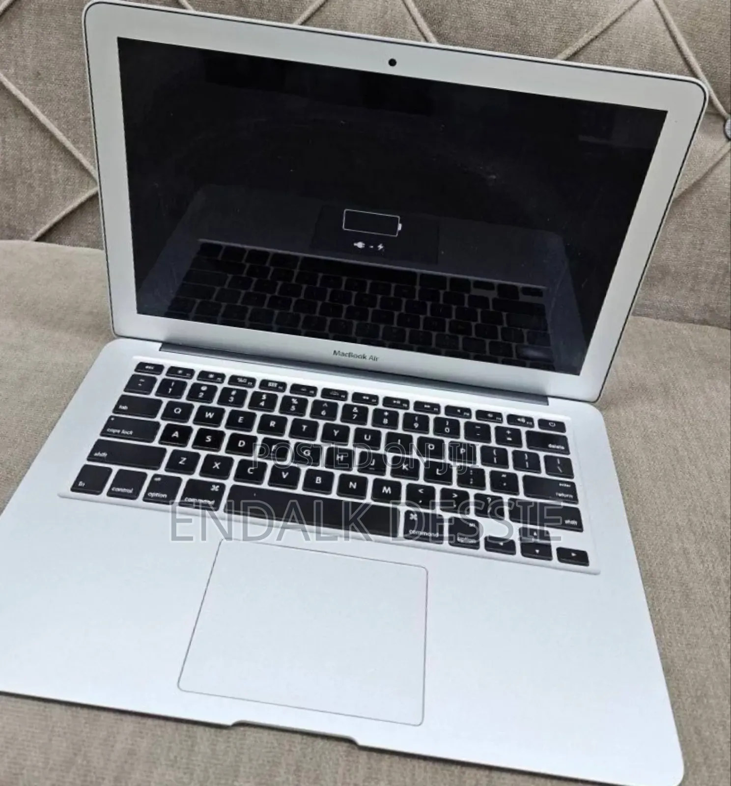 New Laptop Apple MacBook Air 2015 8GB Intel Core I5 SSD 128GB