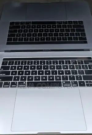 New Laptop Apple MacBook Pro 2019 16GB Intel Core I9 SSD 512GB