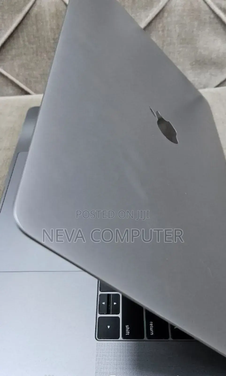 New Laptop Apple MacBook Pro 2019 16GB Intel Core I9 SSD 512GB