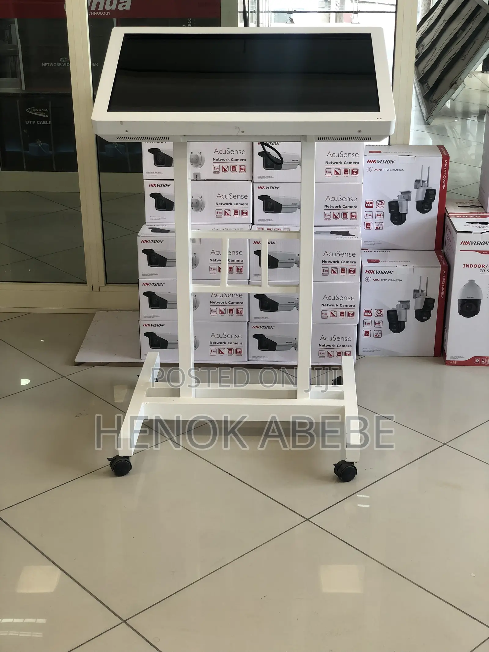 32 Inch Interactive Screen