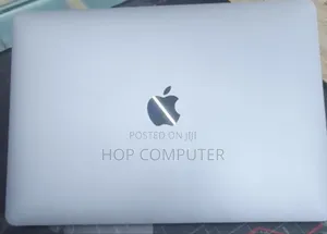 New Laptop Apple MacBook Pro 2022 M2 8GB Apple M2 SSD 256GB