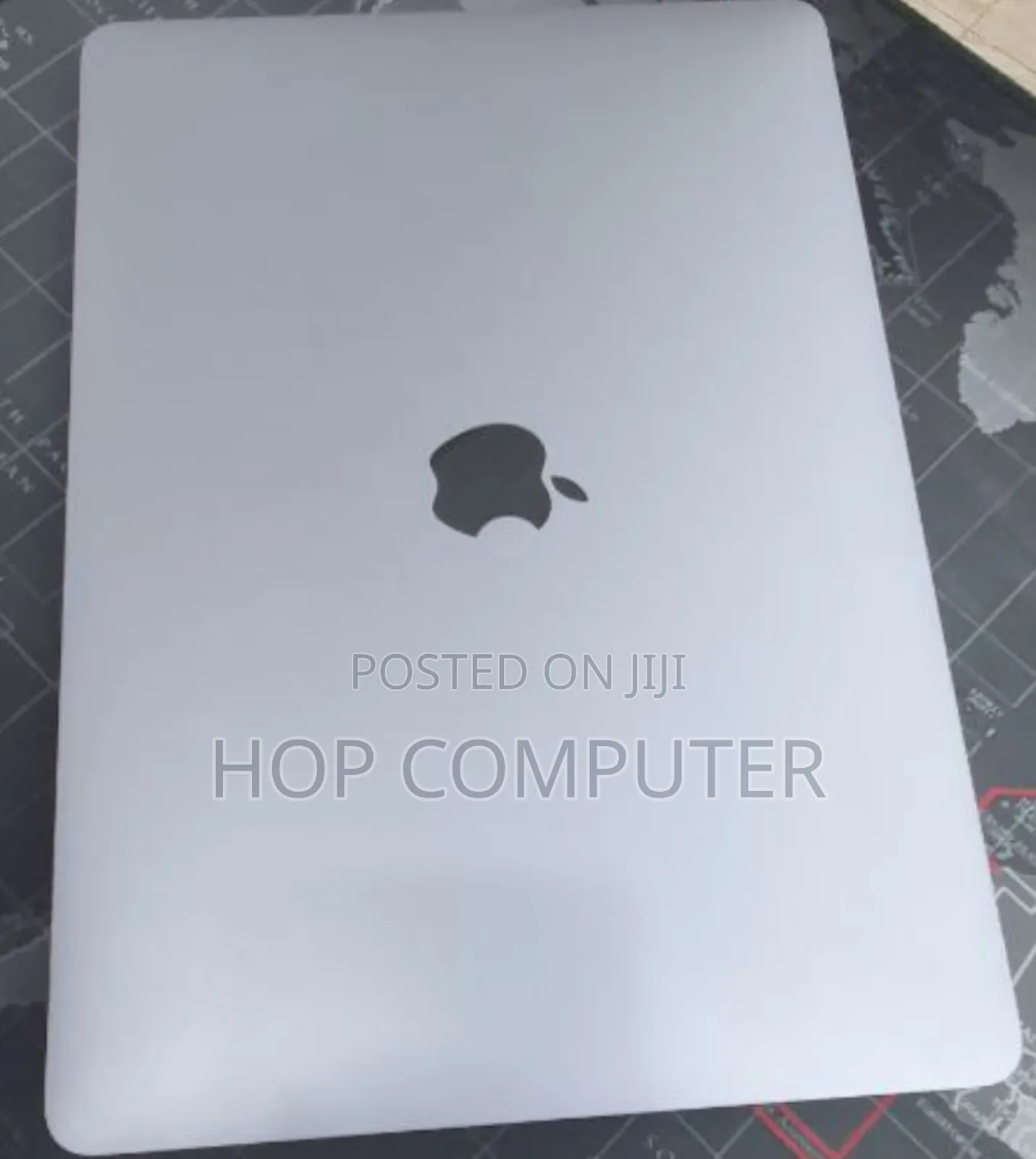 New Laptop Apple MacBook Pro 2022 M2 8GB Apple M2 SSD 256GB